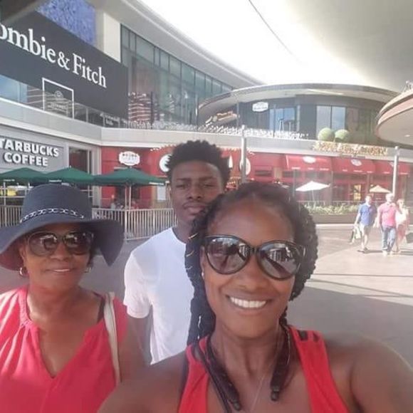 Meet your Posher, Ruby - Picture 1 of 1